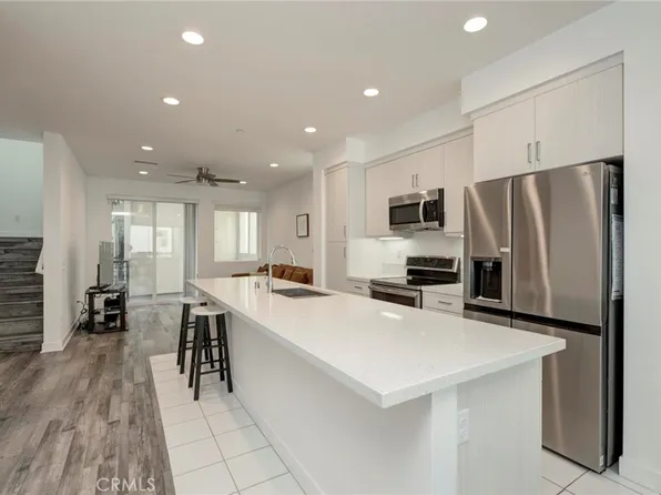 1008 Eucalipto Pl, Montebello, CA 90640