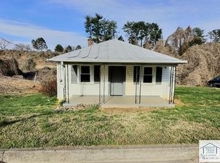 705 Barrows Mill Rd, Martinsville, VA 24112