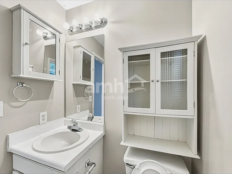 2535 Lakeview Trl — Photo 10