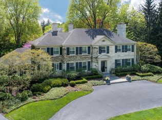 177 De Windt Rd, Winnetka, IL 60093