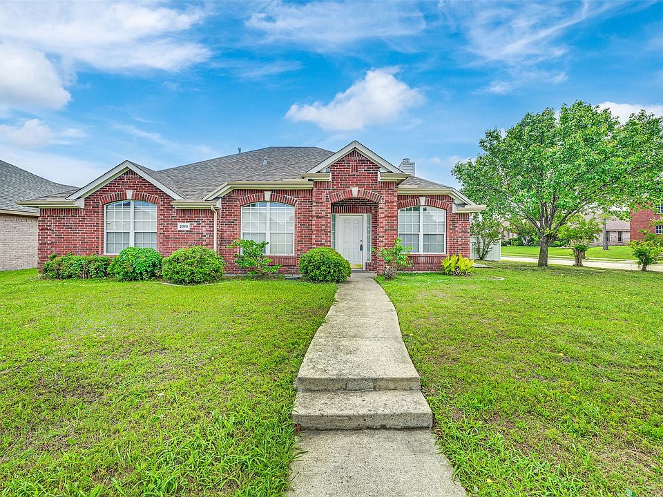 1st image of 2068 Pecan Creek Dr