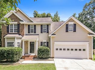 5828 Waterford Landing Ct, Raleigh, NC 27610