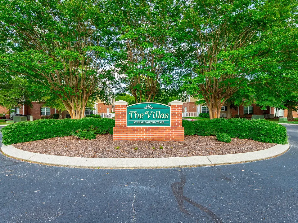 2105 Regency Ct