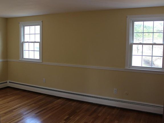 2nd image of 101 South St #105