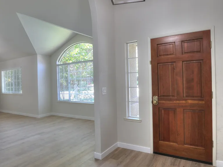1494 Aarhus Dr — Photo 4