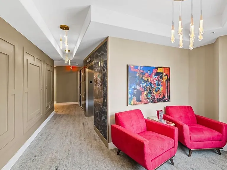 4237 Bergen Tpke #2C — Photo 2