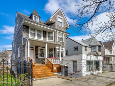 2144 W Montrose Ave, Chicago, IL, 60618