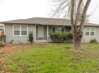 1311 Petaluma Hill Rd, Santa Rosa, CA 95404
