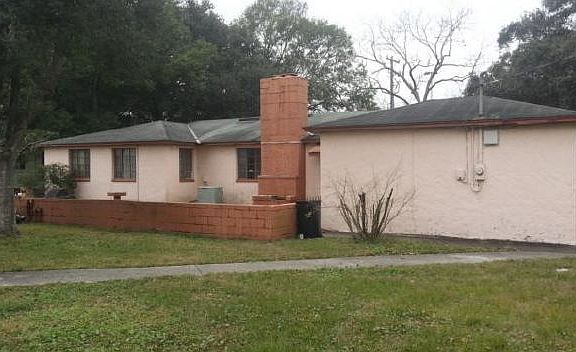 2nd image of 903 Garth Ave