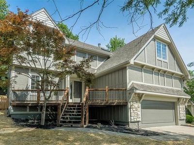 320 NE Sunderland Ct, Lees Summit, MO, 64064
