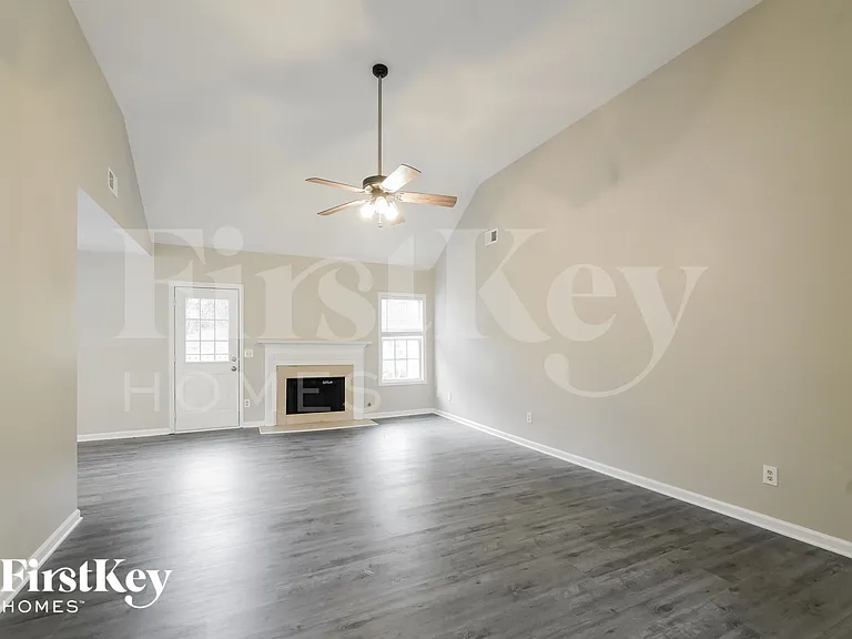 87 Indian Hills Dr — Photo 3