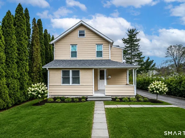 16 Raymond Street, New Canaan, CT 06840