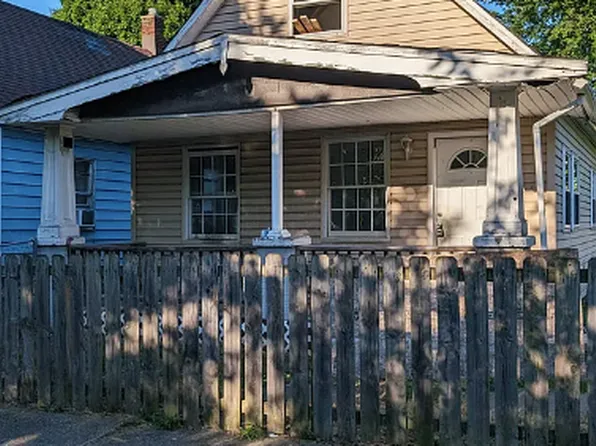 3141 W 70th St, Cleveland, OH 44102