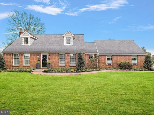 506 S Wall St, Spring City, PA 19475