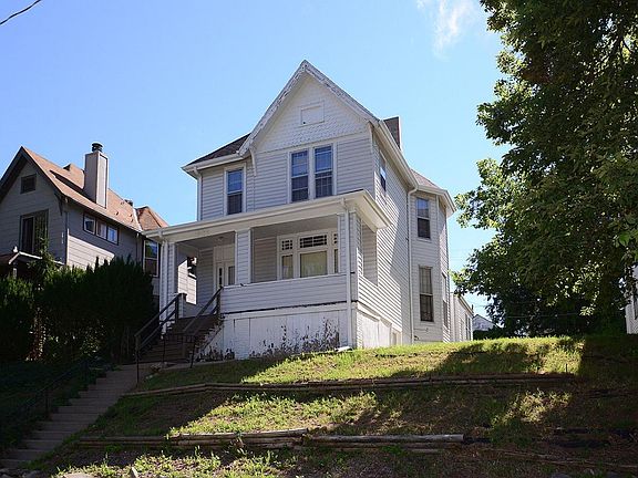 3rd image of 821 Turner Blvd