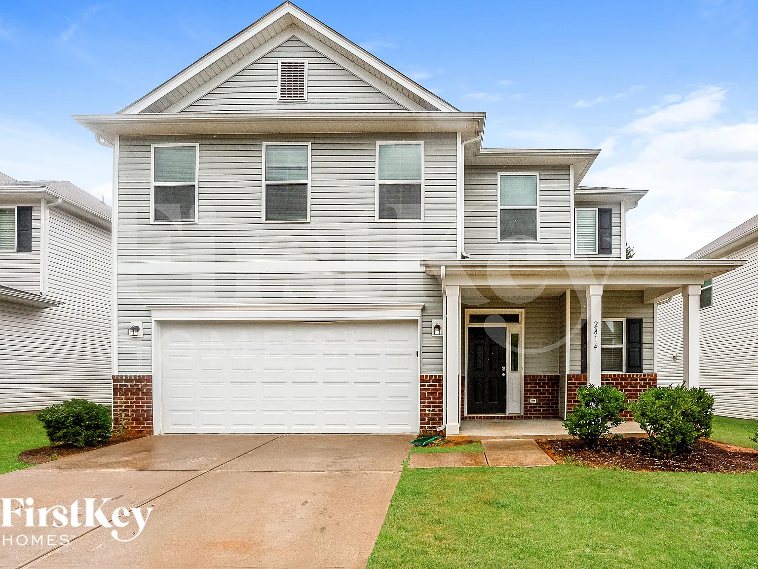 4 bed, 2.5 bath, 2106 sqft, $2,250 — Photo 2