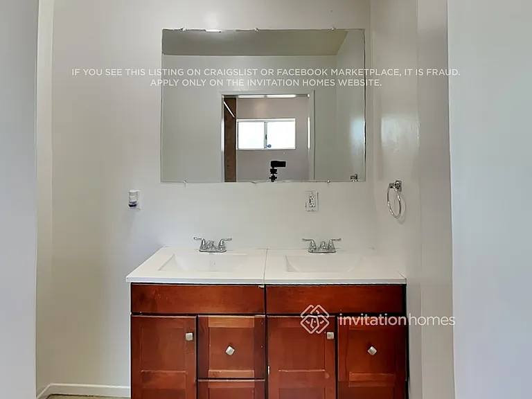 18637 Covello St — Photo 9