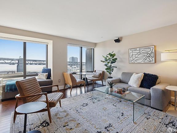 4th image of 75 Folsom St APT 1200