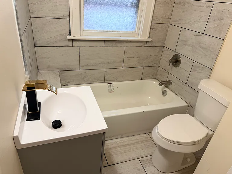 19 Avery Ave #2 — Photo 6