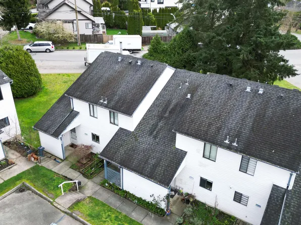 6673 138th St #96, Surrey, BC V3W 5G7