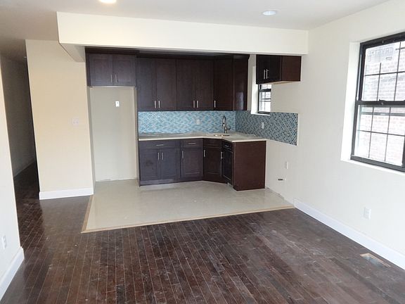 2nd image of 3601 Gunther Ave