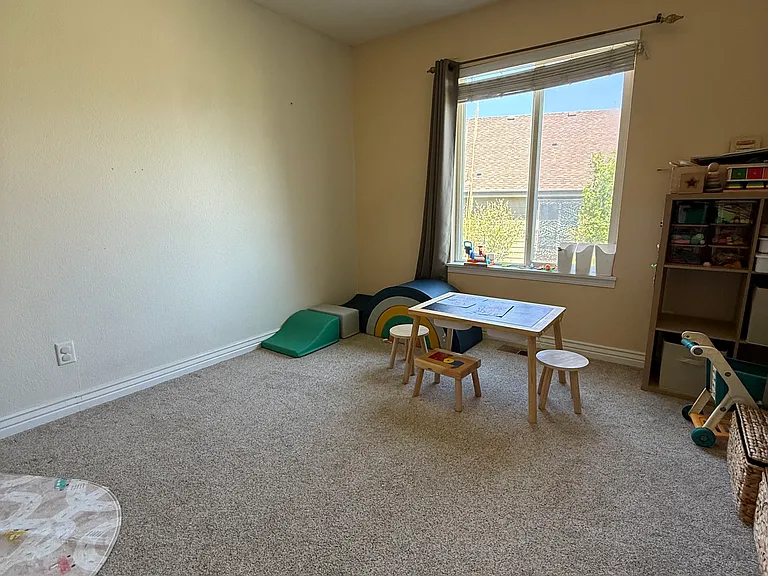 Main Floor Bedroom #2