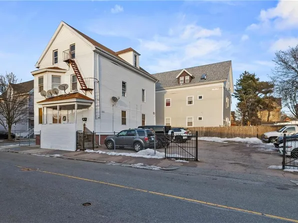 344 Bucklin St, Providence, RI 02907