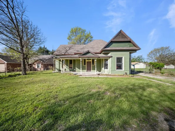 501 S Boyce Dr, Ennis, TX 75119