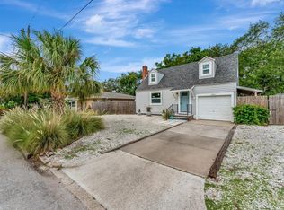 3843 Chapel Dr, Sarasota, FL 34234