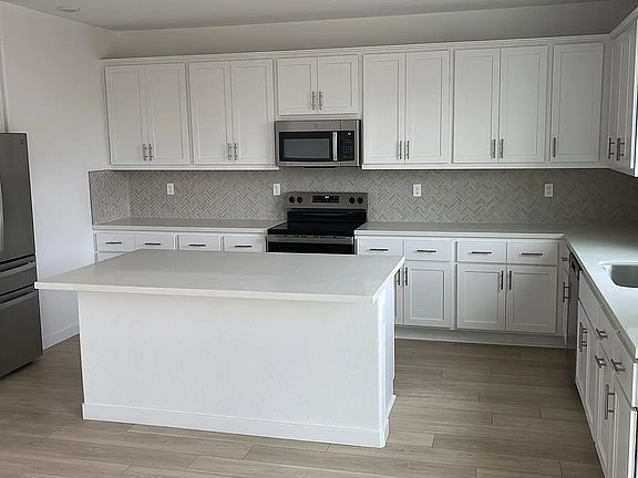 3rd image of 3455 Hoopwood Dr
