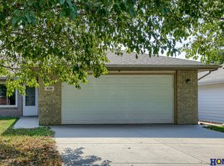 4120 N 7th St, Lincoln, NE 68521