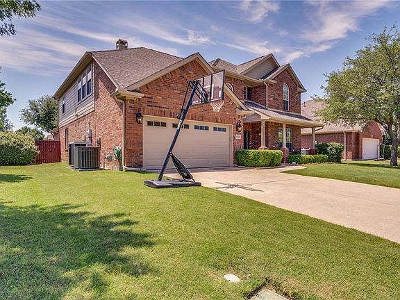 3rd image of 1501 Stone Bend Ln