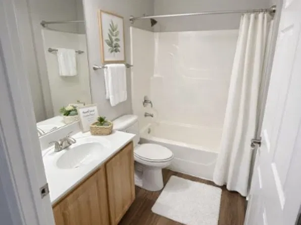 Wyndamere Apartments - WYN