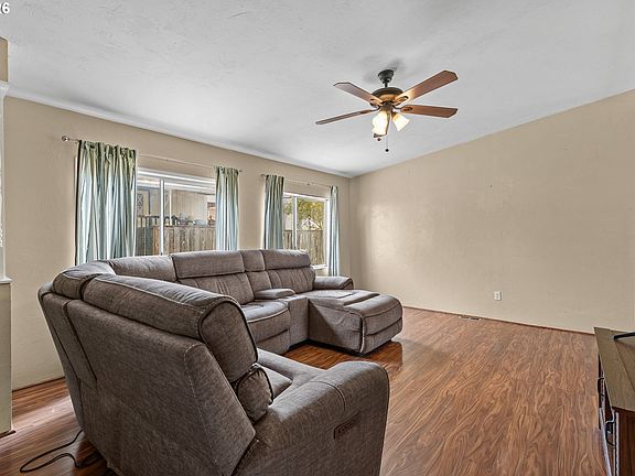 5th image of 18225 S Silverwood Dr