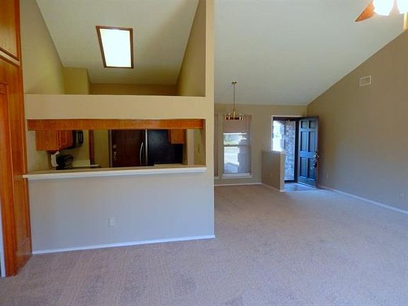 5th image of 6217 Minuteman Ln
