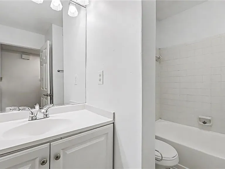 3960 Riverlook Pkwy SE #203 — Photo 15