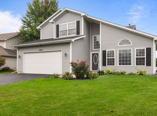 2016 Alpine Way, Plainfield, IL 60586