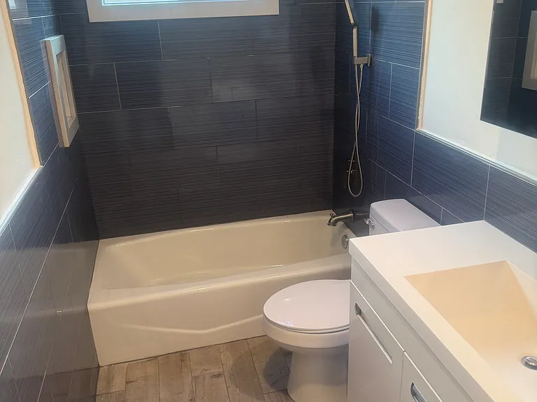 713 E Elder St #1 — Photo 9