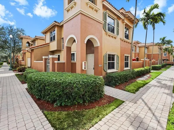 4903 Schooner Drive #5206, Fort Lauderdale, FL 33312