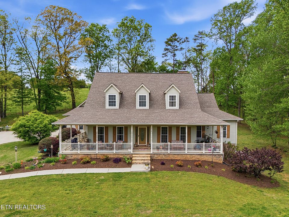 1st image of 1930 Maple Hills Ln