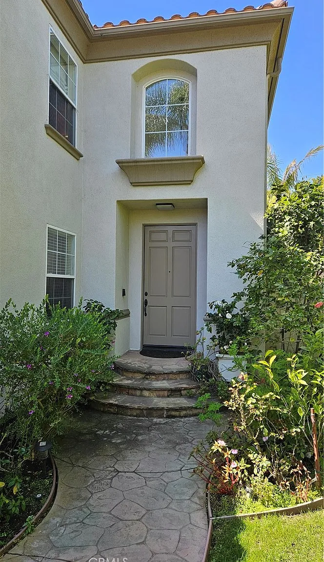 5 bed, 3155 sqft, $10,000 — Photo 3