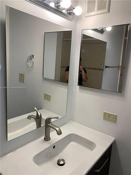 1st image of 8290 Lake Dr APT 520