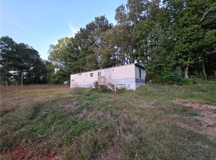 5613 Bogus Rd, Gainesville, GA 30506