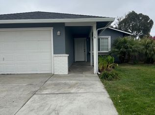16 Rico Cir, Salinas, CA 93907
