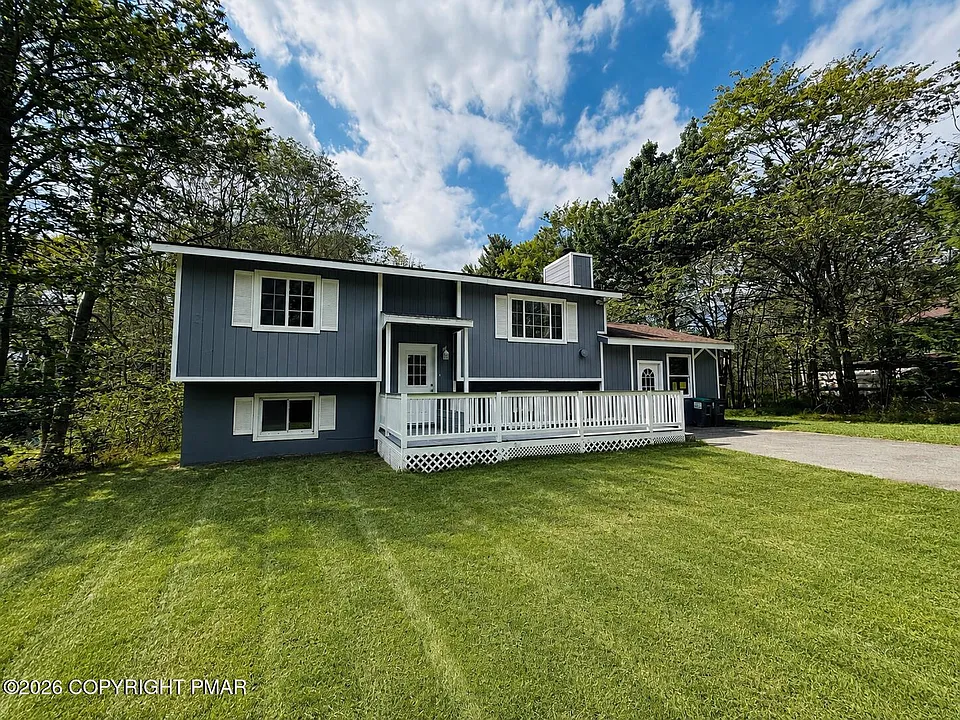 3411 Stag Ln