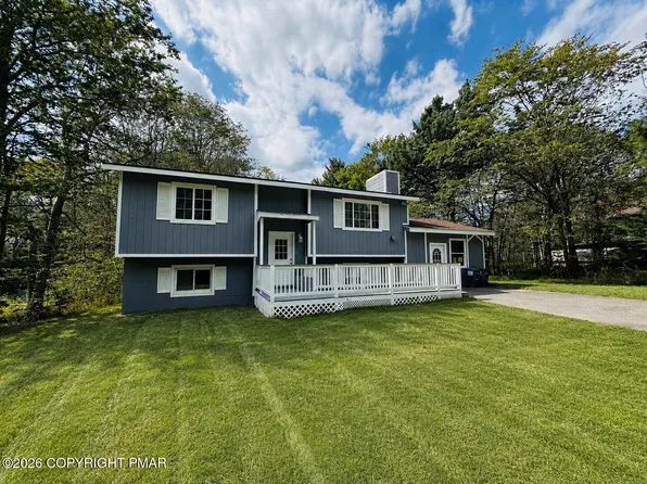 3411 Stag Ln, Tobyhanna, PA 18466