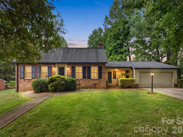 317 Rosemary Ln, Gastonia, NC 28054