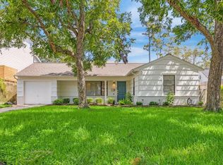 1027 Grovewood Ln, Houston, TX 77008