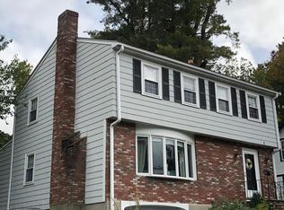42 Lakeshore Dr, Westwood, MA 02090
