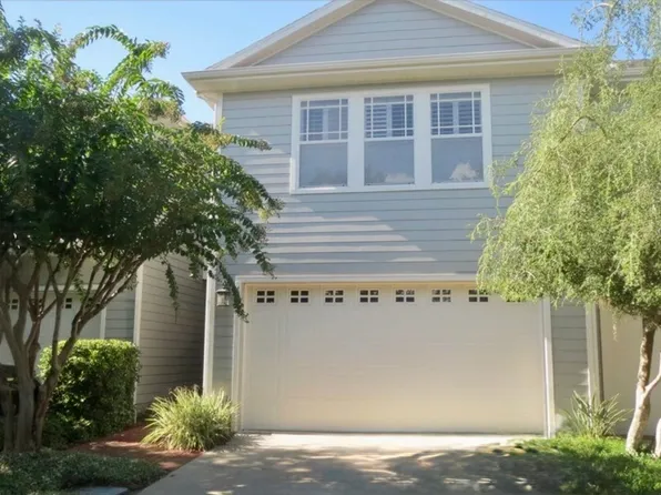 2878 Bayshore Trails Dr, Tampa, FL 33611